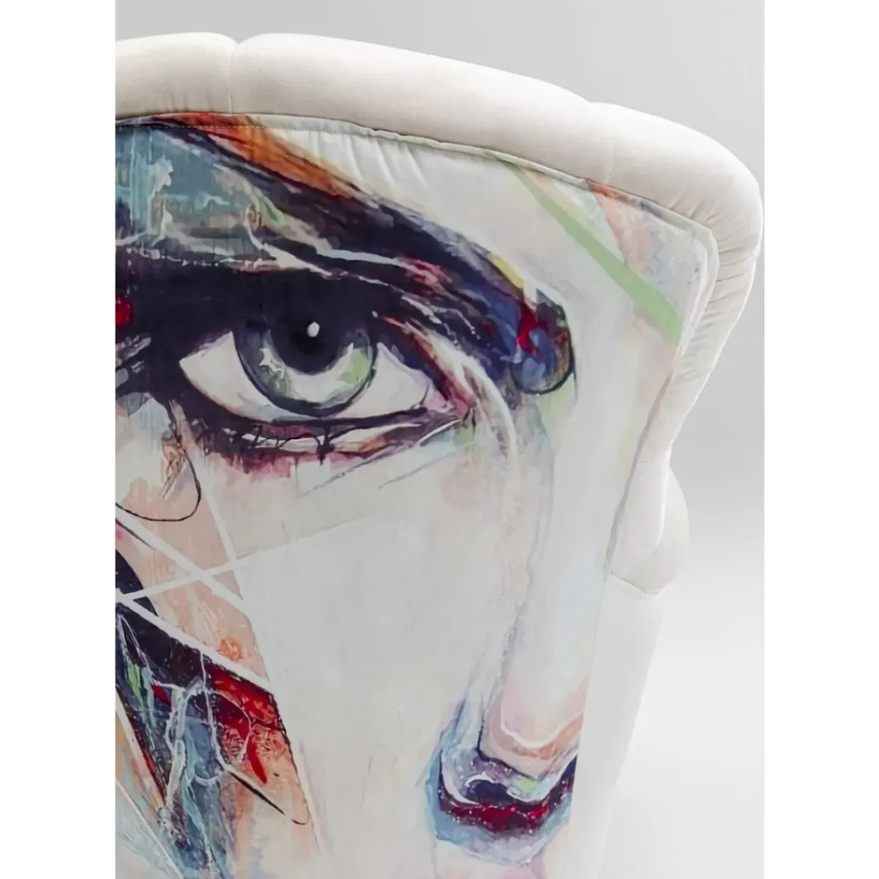 Sessel Portrait Creme