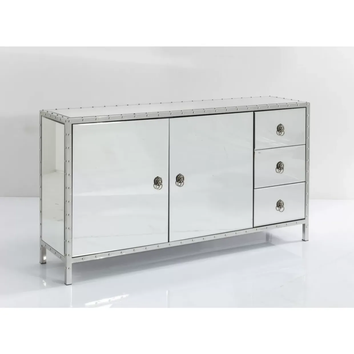 Sideboard Rivet