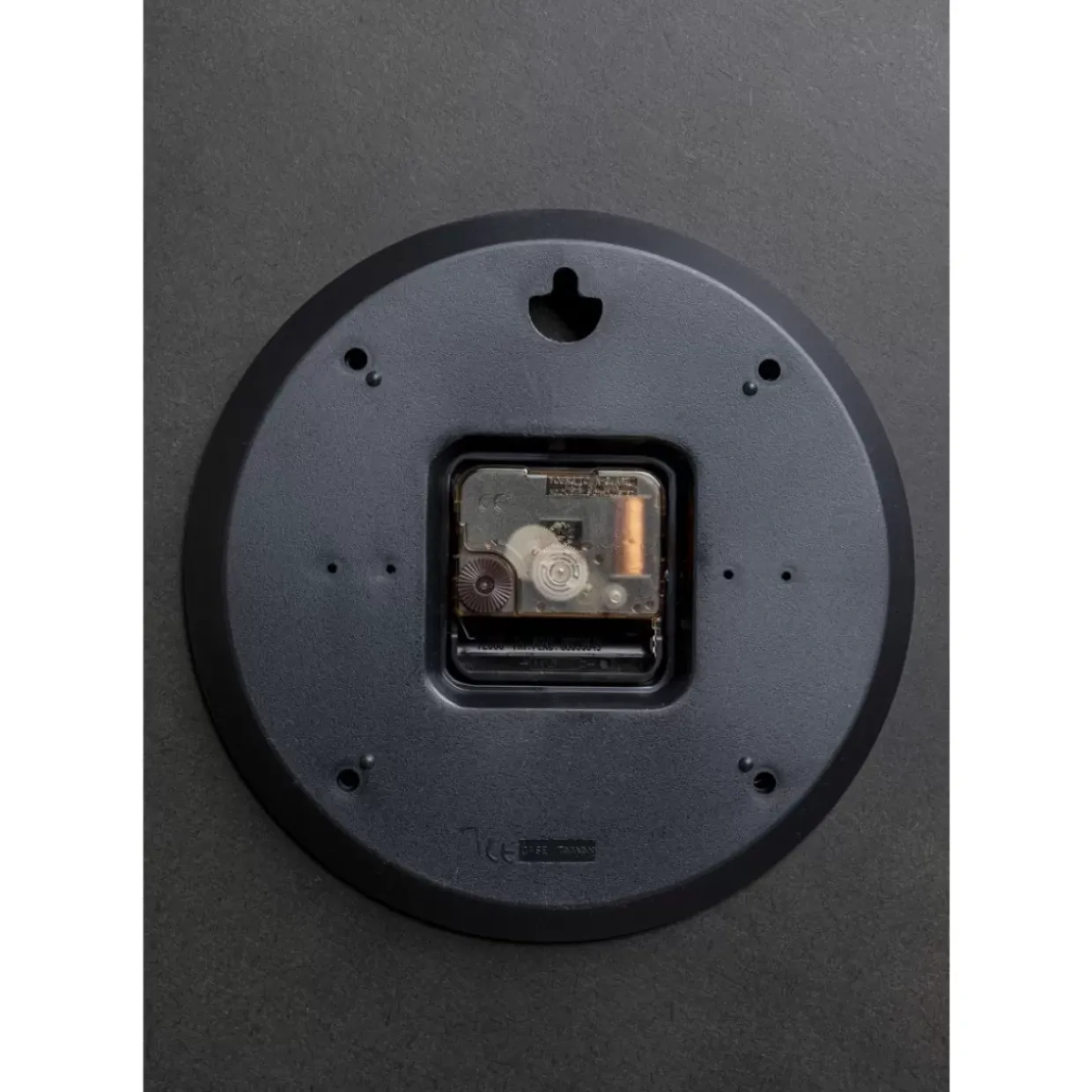 Wanduhr Lio Schwarz O60